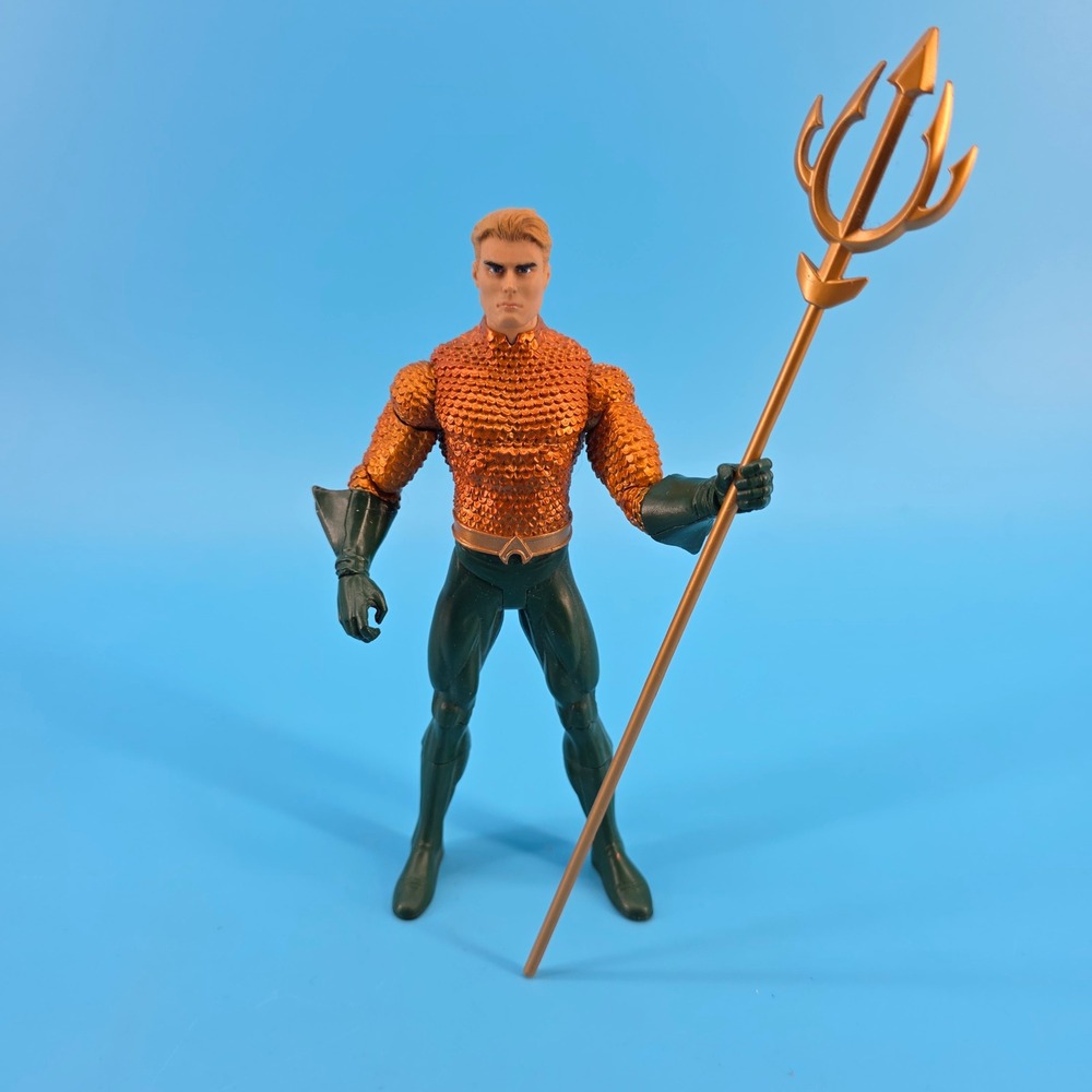 DC Direct Aquaman Brightest Day Action Figure Series 1 Arthur Curry with Trident